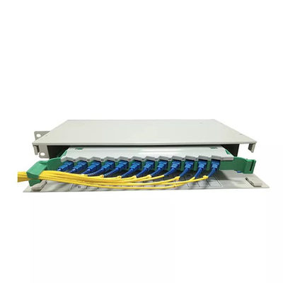品質  1U ODF Patch Panel Rack Mount Distribution Frame 12 Core Fiber Patch Panel SM 工場