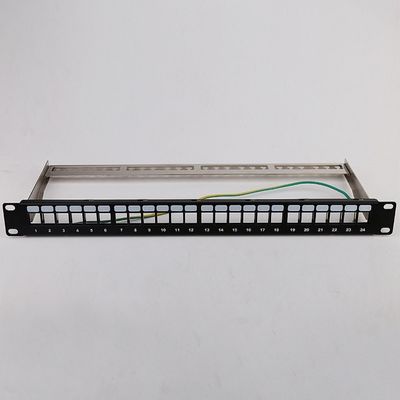 1U 24左舷STPのパッチ盤RJ45のラック マウントCat6のパッチ盤のブランク