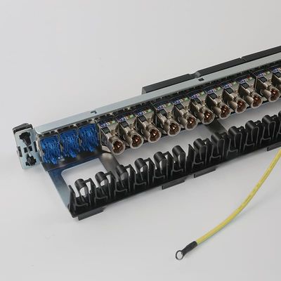 UTPネットワークのパッチ盤統合されたRJ45 1U 24の左舷パッチ盤